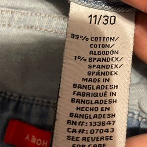 Womens shorts size 11/30